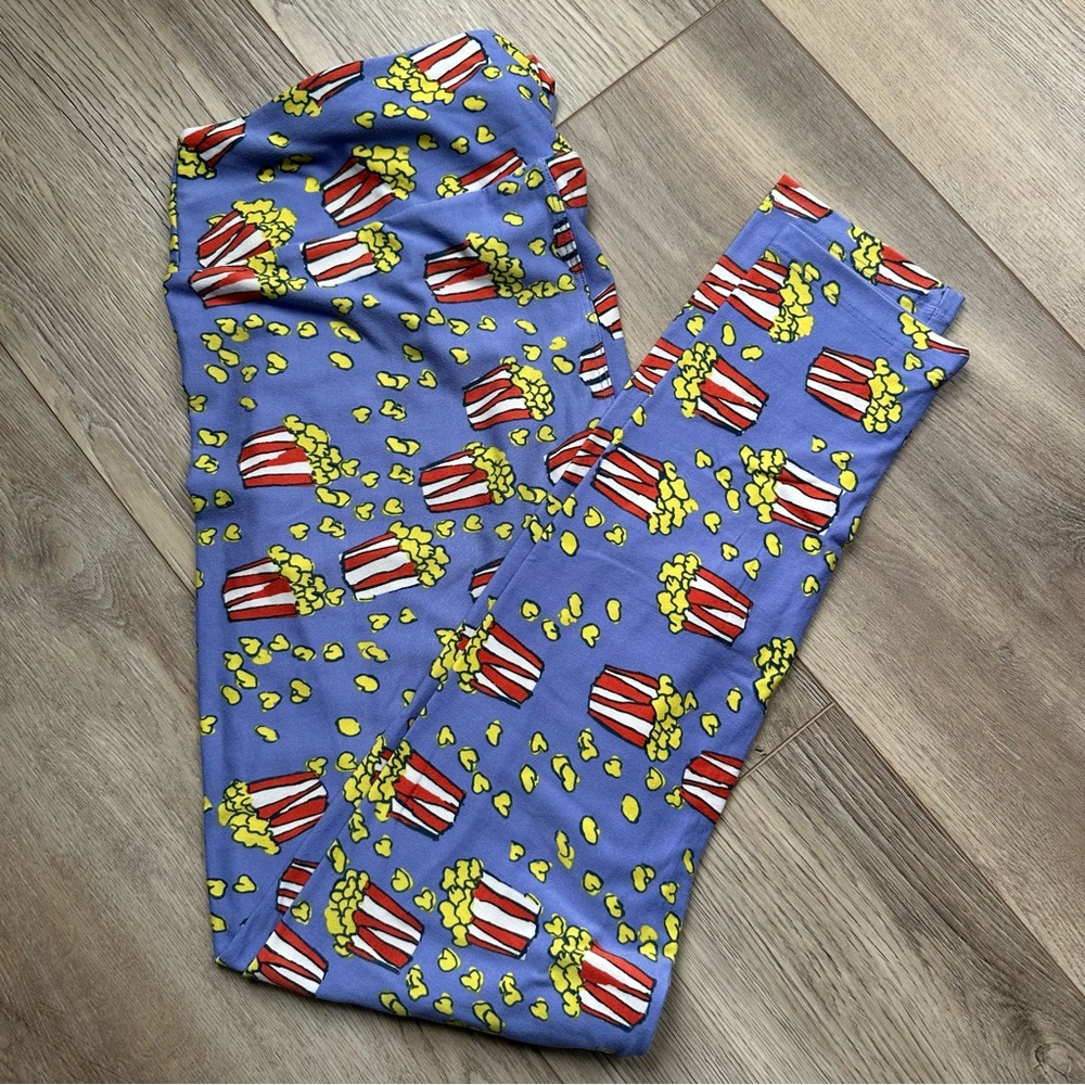 LuLaRoe Blue Popcorn Print TC Leggings